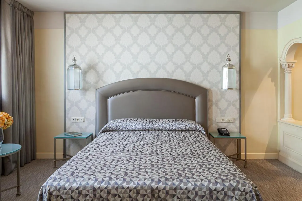 Hotel Macia Alfaros Cordoba 4*,  Spain