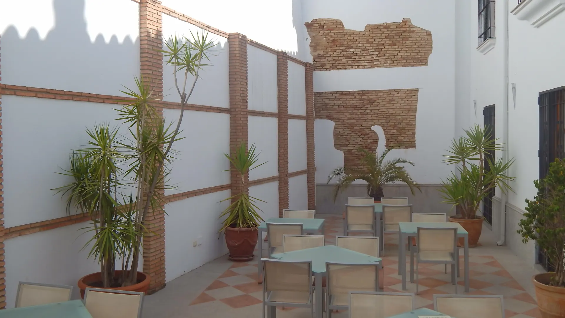 Hotel Macia Alfaros Cordoba 4*,
