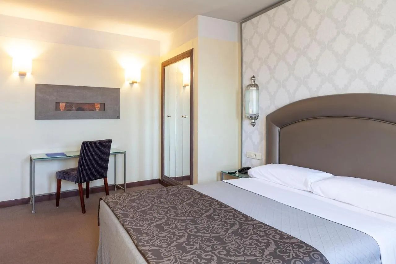 Hotel Macia Alfaros Córdoba